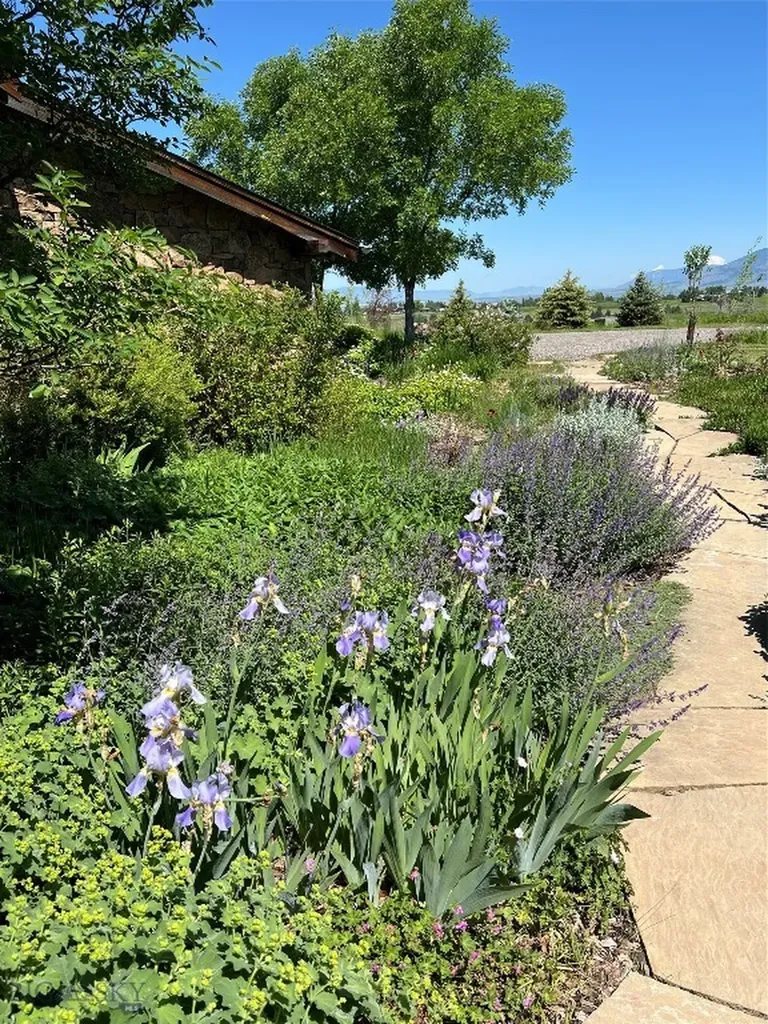 618 Autumn Ridge Road Bozeman MT 59715