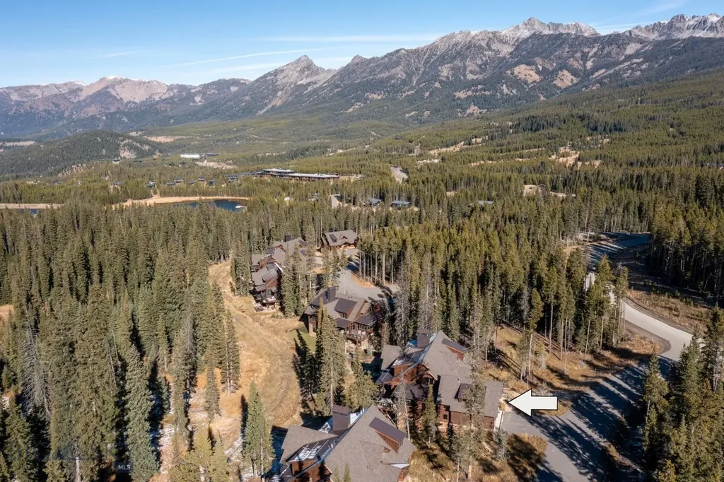 4 Diversion Lane Big Sky MT 59716