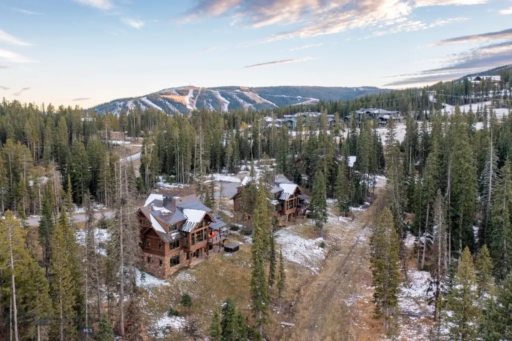 4 Diversion Lane Big Sky MT 59716