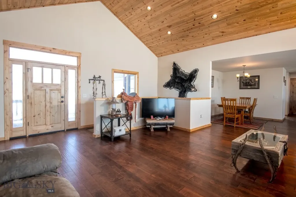 185 Cottonwood Road Townsend MT 59644
