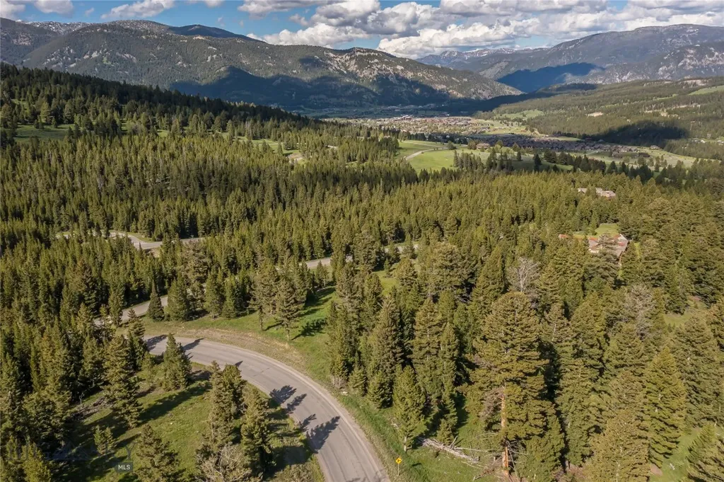 Tbd Settlers Loop, Lot 94 Big Sky MT 59716
