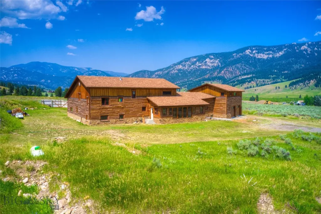 135 Twin Antler Drive Gallatin Gateway MT 59730
