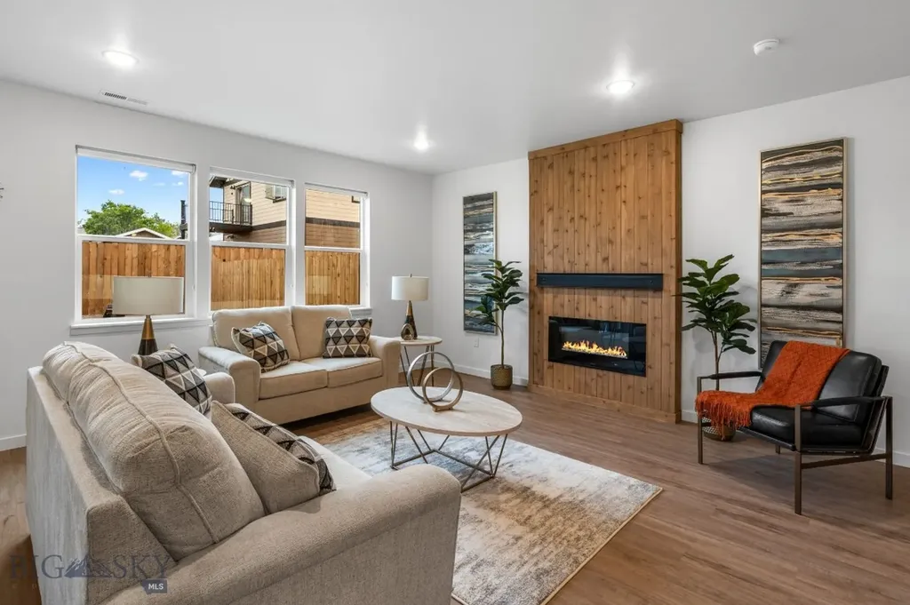 402 W Manhattan Avenue Manhattan MT 59741