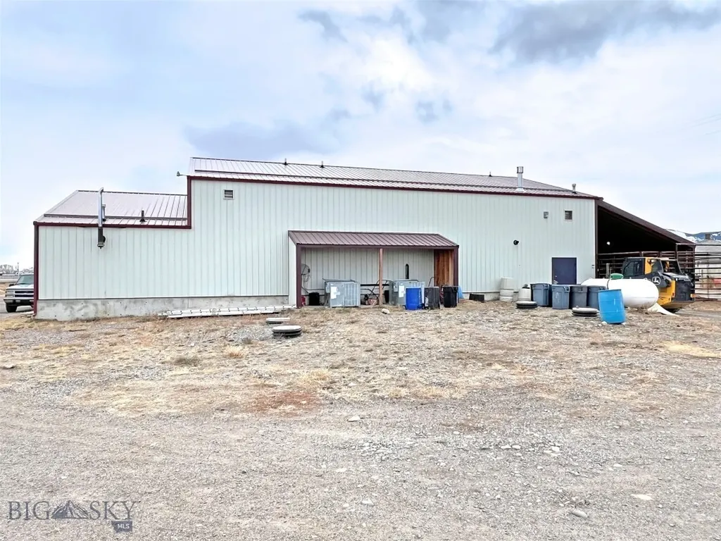 55 Main Street Dell MT 59724