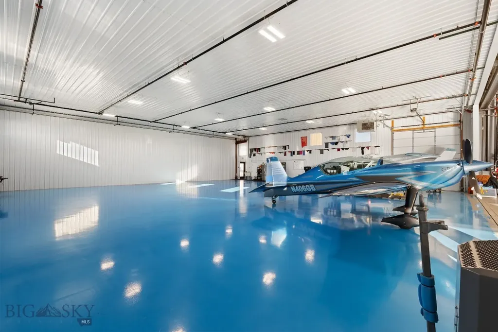 210 Aviation Lane Belgrade MT 59714