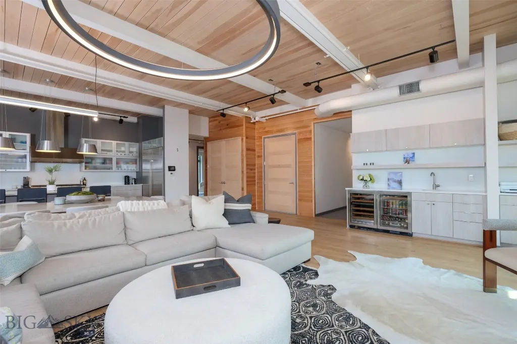 99 Town Center Avenue Unit R2 Big Sky MT 59716