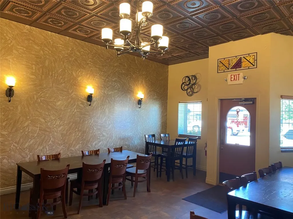 239 Main Street Shelby MT 59474