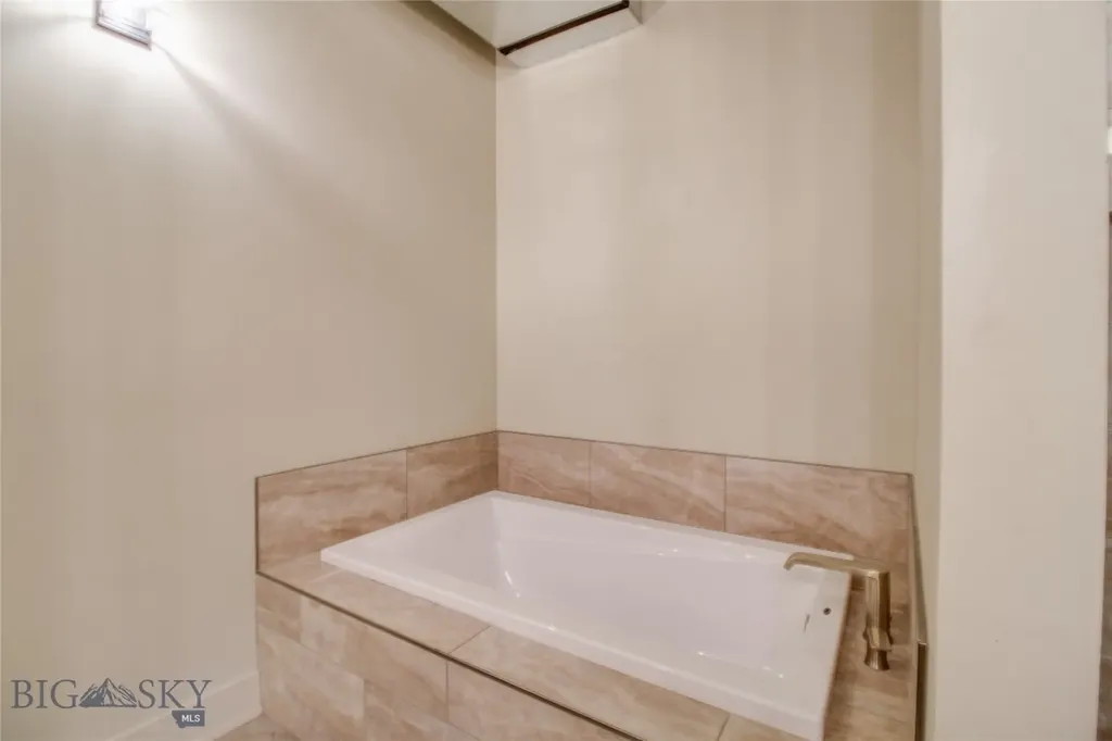 1363 Montana Avenue Billings MT 59101