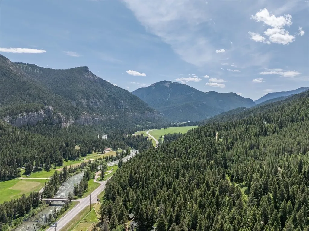 Tbd Gallatin Road Gallatin Gateway MT 59730