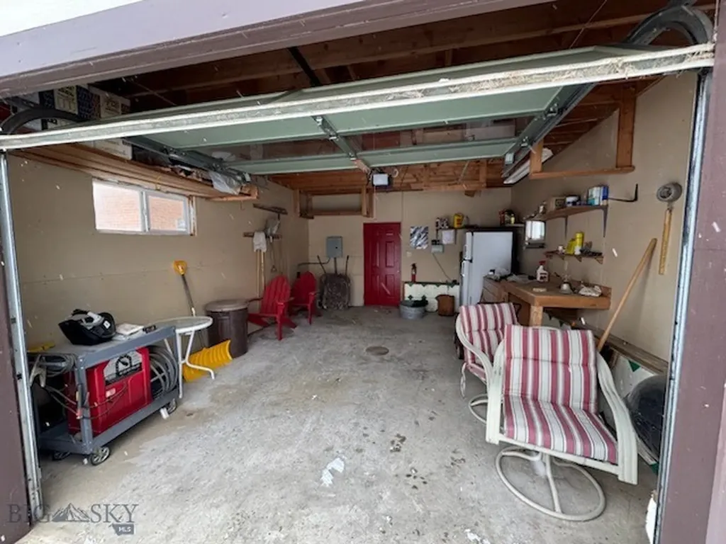209 N Reel Pony MT 59747