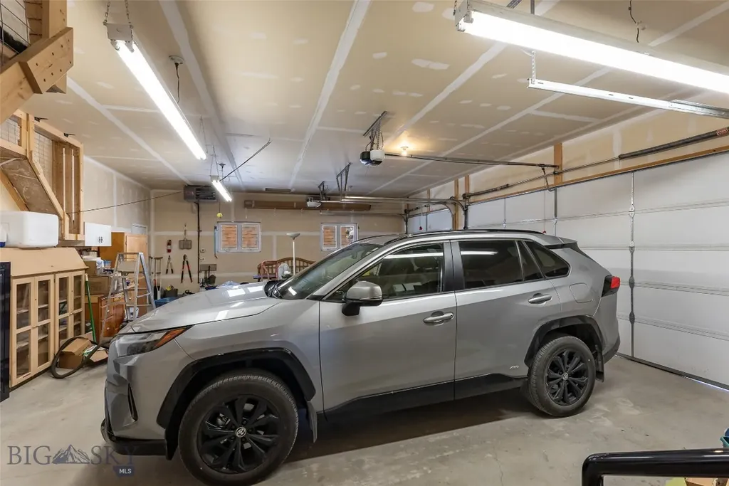 335 Expedition Drive Dillon MT 59725