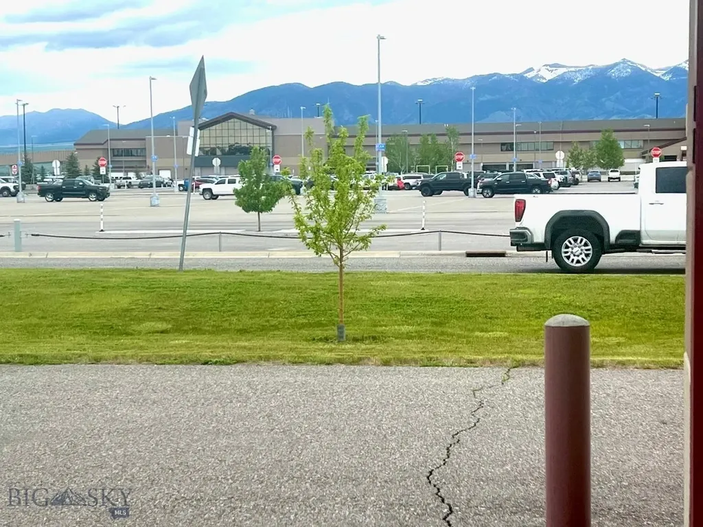Nhn Gallatin Car Park Belgrade MT 59714