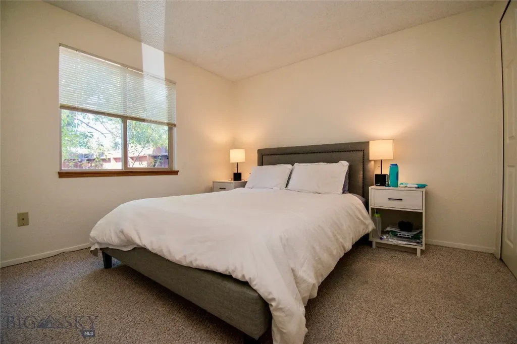 321/327 Gibbon Avenue West Yellowstone MT 59758