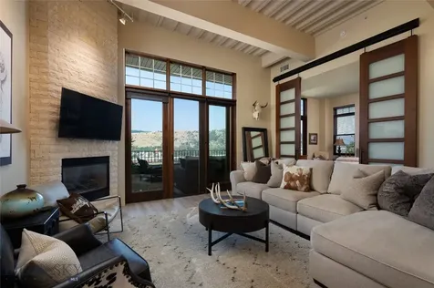 150 Village Crossing #3j Bozeman MT 59715