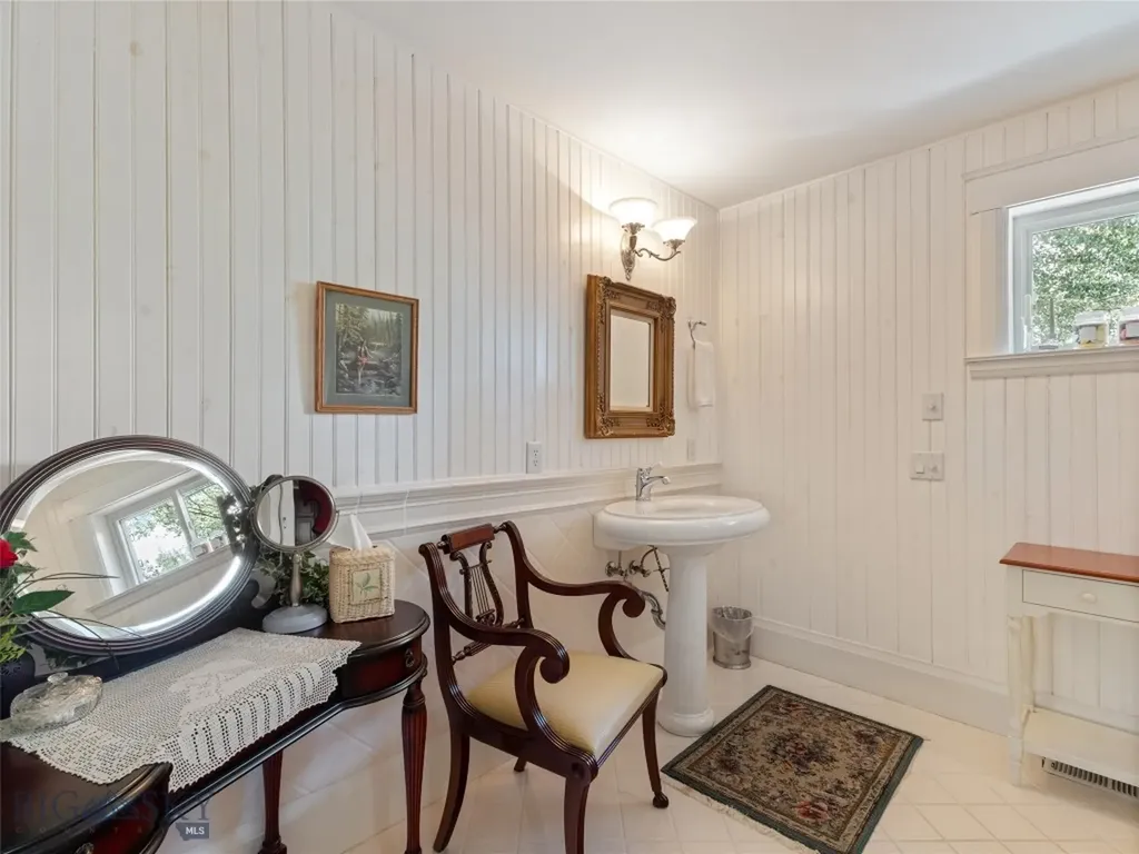 75 Jeffers Road Ennis MT 59729