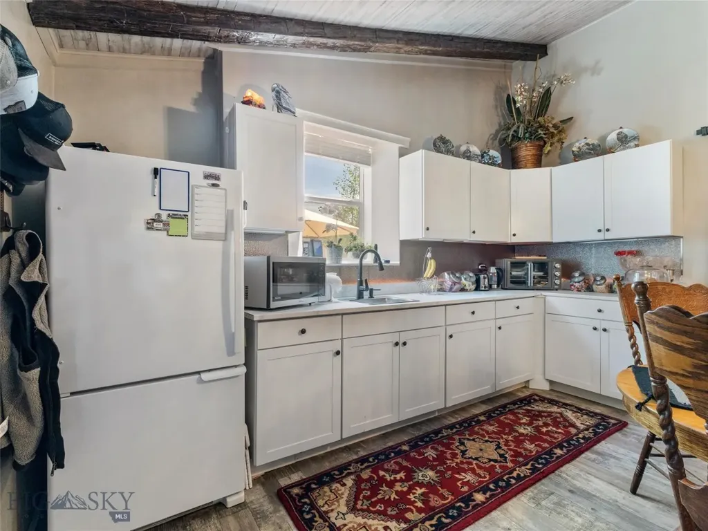 75 Jeffers Road Ennis MT 59729