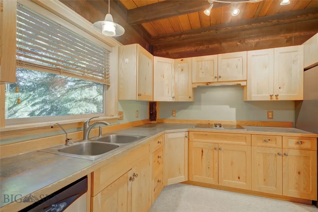 8733 Huffman Bozeman MT 59715