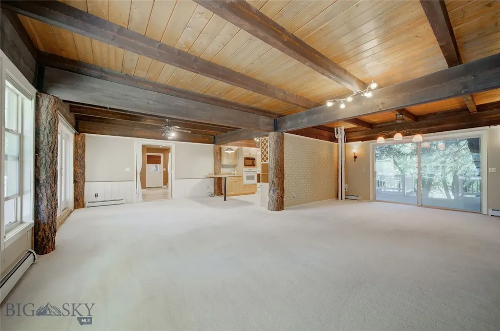 8733 Huffman Bozeman MT 59715