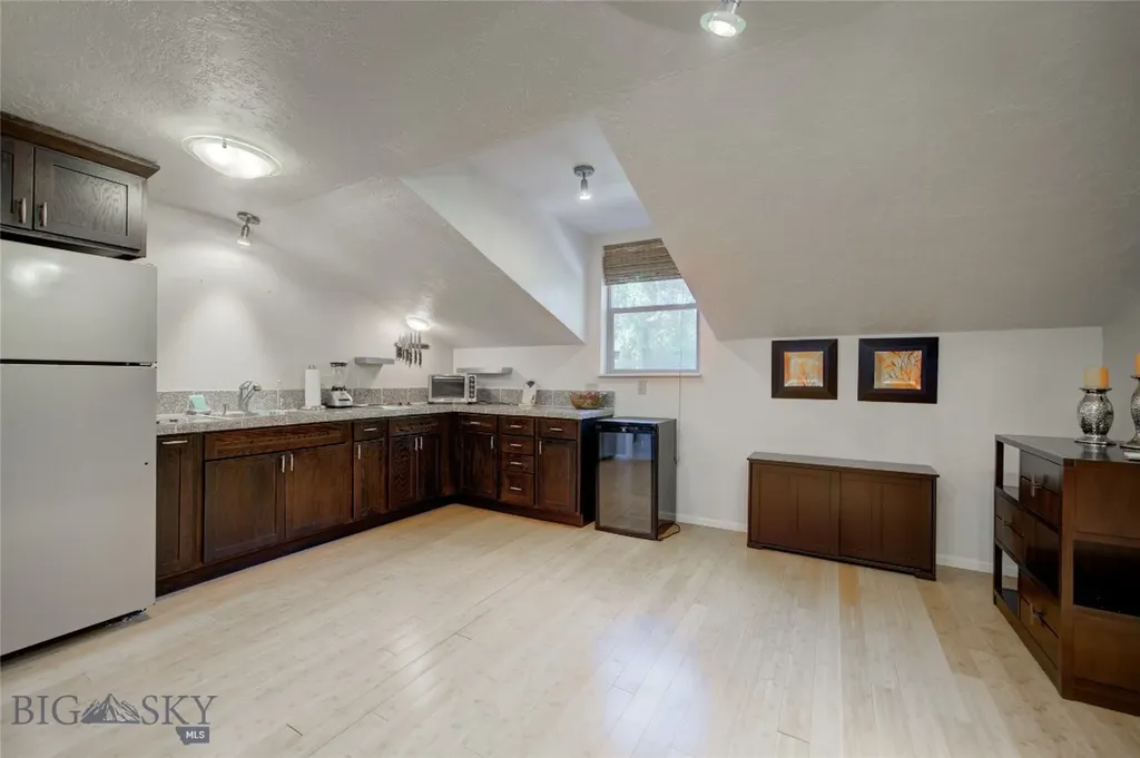 8733 Huffman Bozeman MT 59715