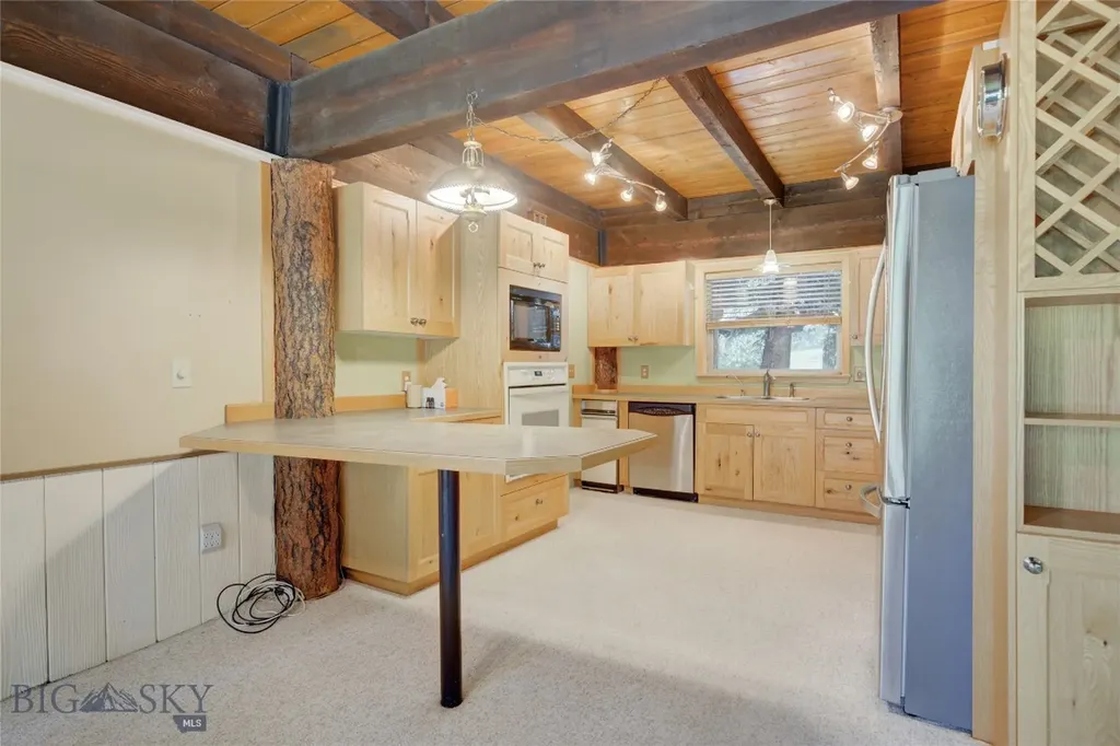 8733 Huffman Bozeman MT 59715
