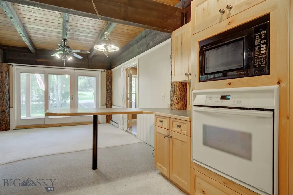 8733 Huffman Bozeman MT 59715