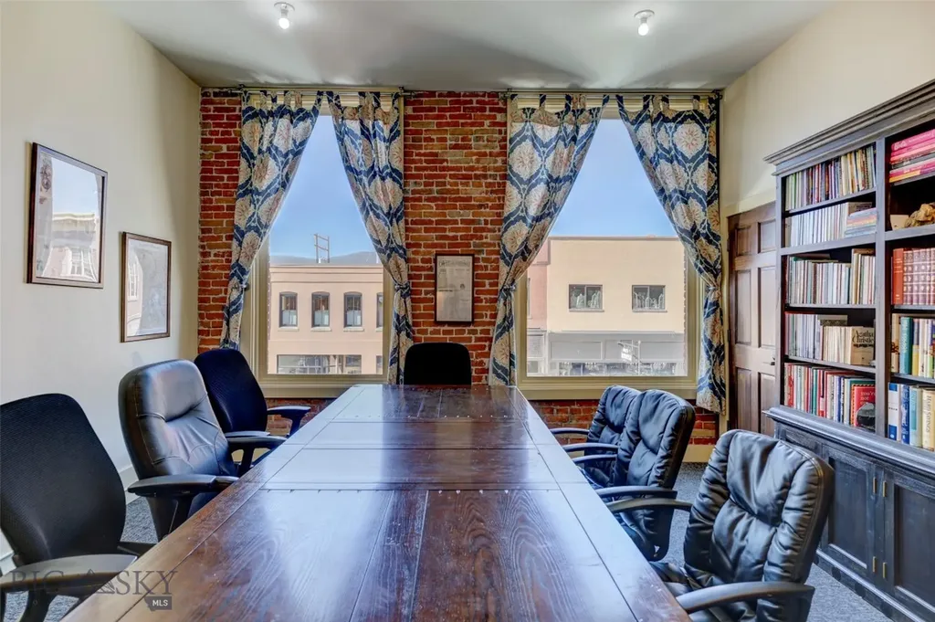 107 S Main Street Livingston MT 59047