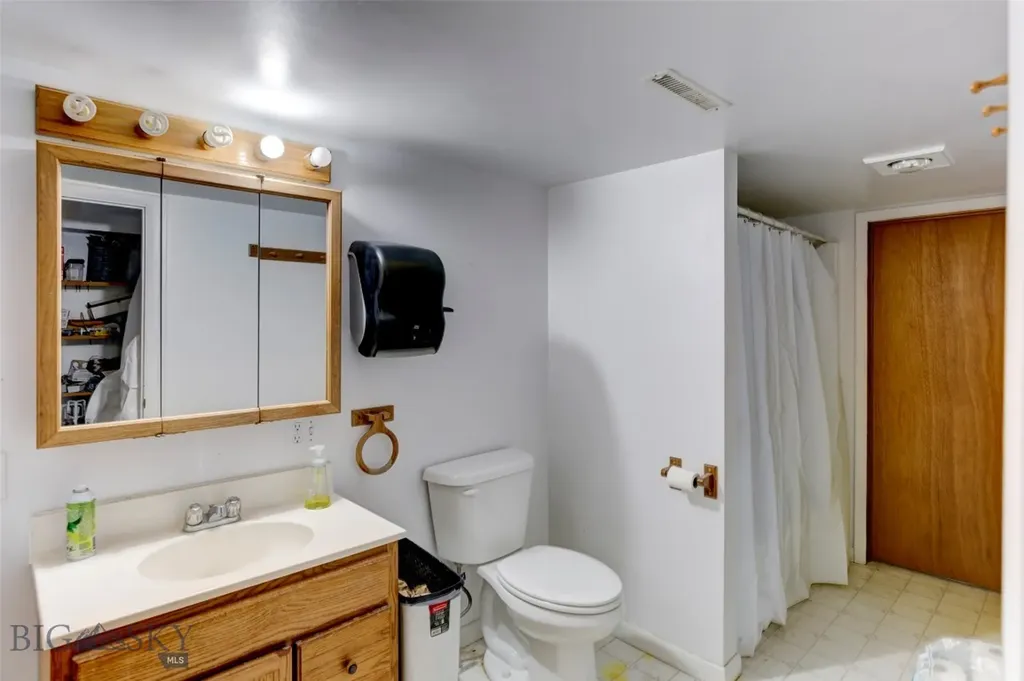 107 S Main Street Livingston MT 59047