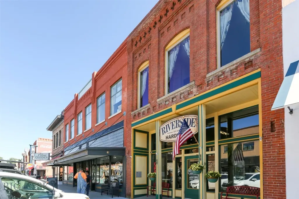 107 S Main Street Livingston MT 59047