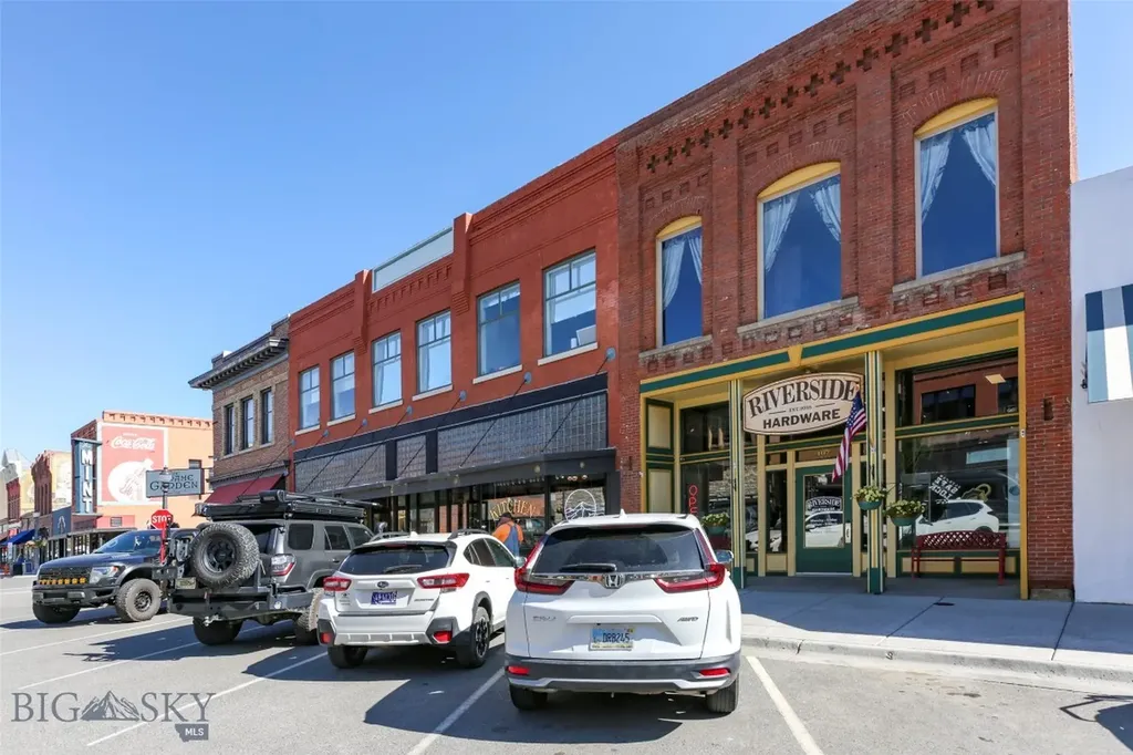 107 S Main Street Livingston MT 59047