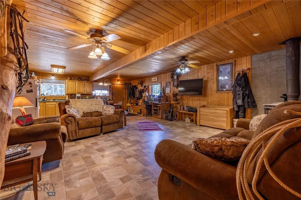715 Us Highway 212 W Cooke City MT 59020