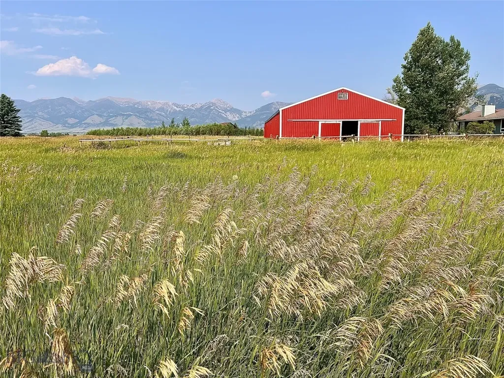 4239 E Baseline Road Belgrade MT 59714