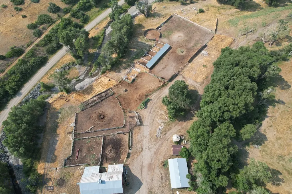 126 Upper Deer Creek Big Timber MT 59011