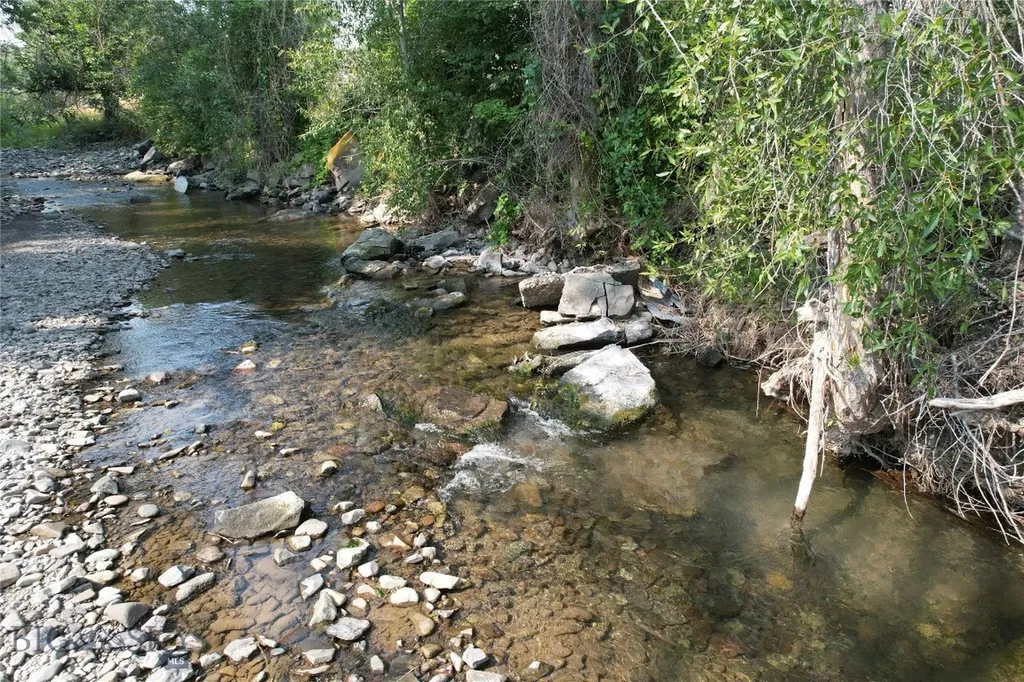 126 Upper Deer Creek Big Timber MT 59011