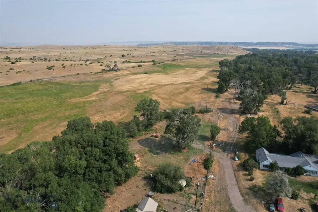 126 Upper Deer Creek Big Timber MT 59011