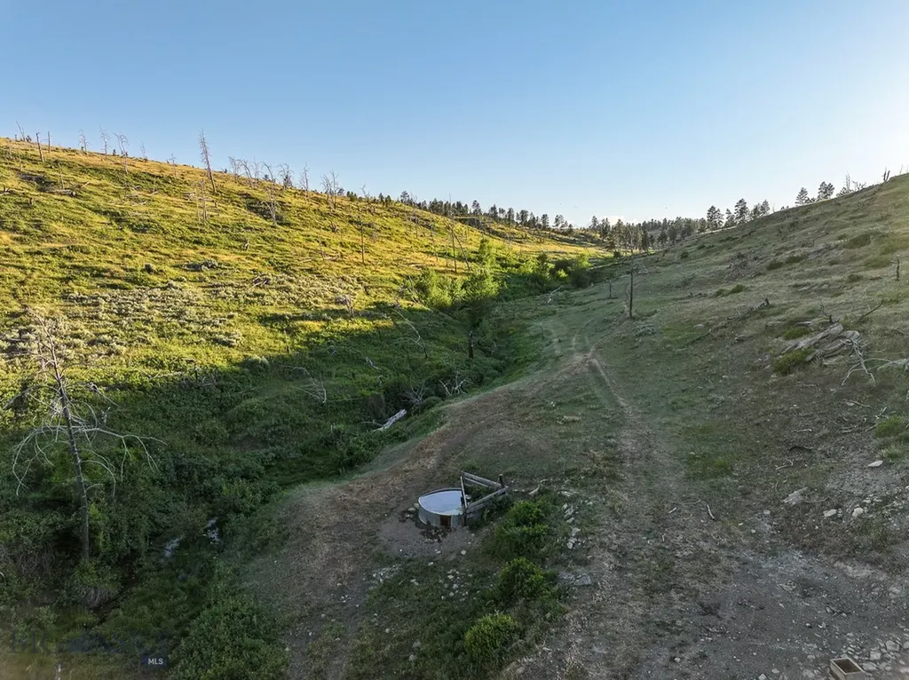 659 Deadmans Canyon Road Big Timber MT 59069