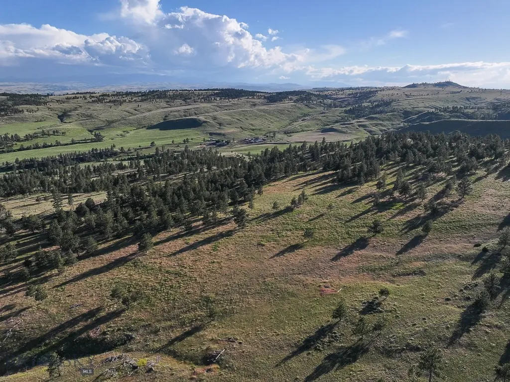 659 Deadmans Canyon Road Big Timber MT 59069