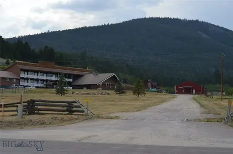 9601 Pioneer Mountains Scenic Byway Polaris MT 59746