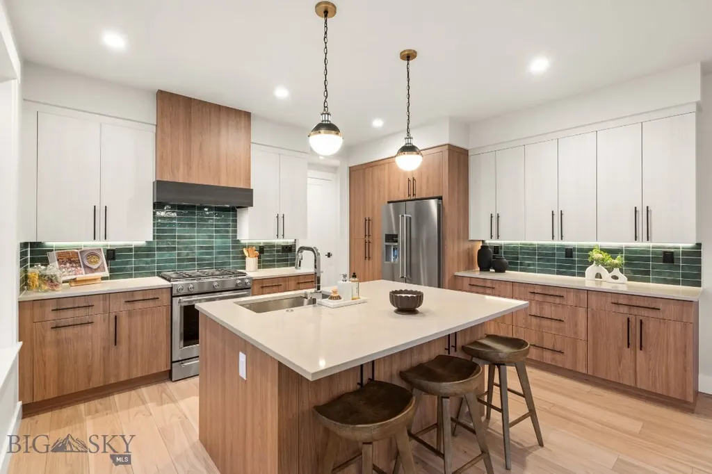 1511 Scotch Pine Lane Bozeman MT 59715
