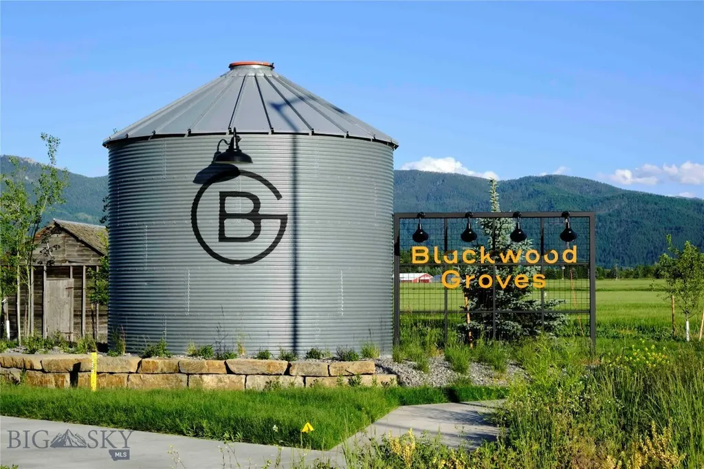 1517 Cambridge Drive Bozeman MT 59718