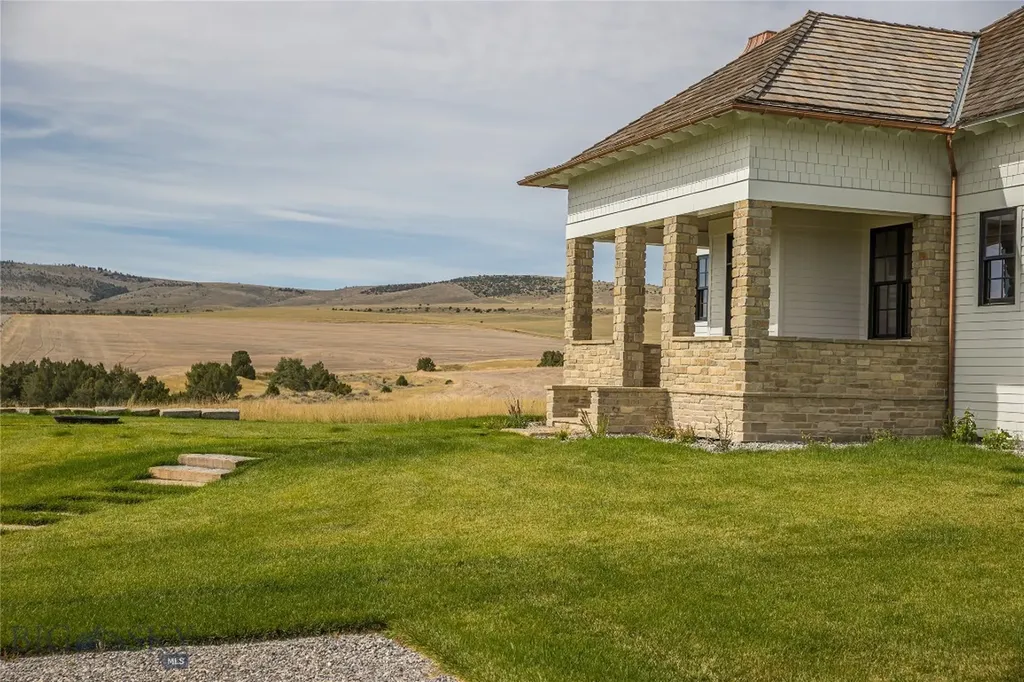 3010 Skinner Road Belgrade MT 59714