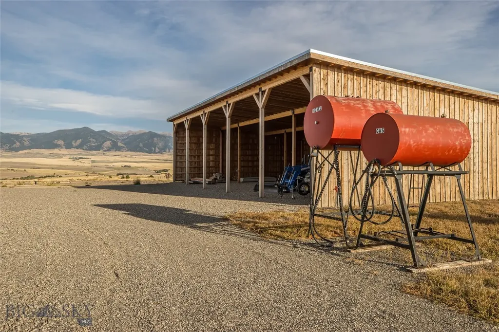 3010 Skinner Road Belgrade MT 59714
