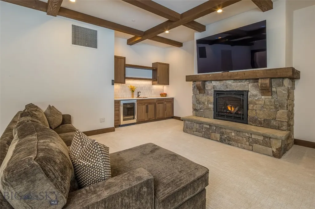 2250 Outlook Trail Big Sky MT 59716