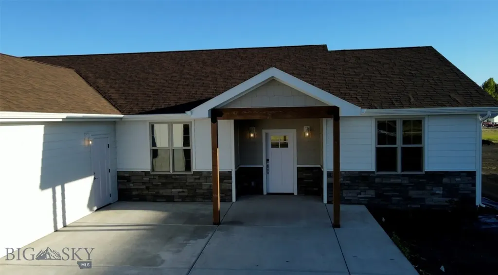 1020 Sagebrush Lane Deer Lodge MT 59722