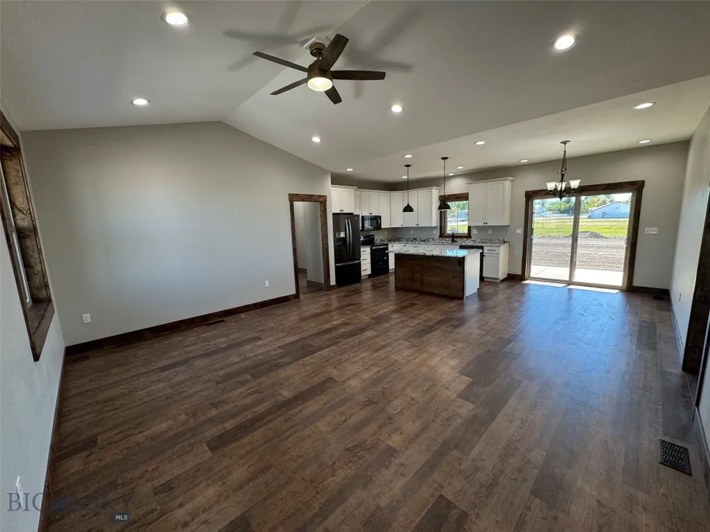 1012 Sagebrush Lane Deer Lodge MT 59722
