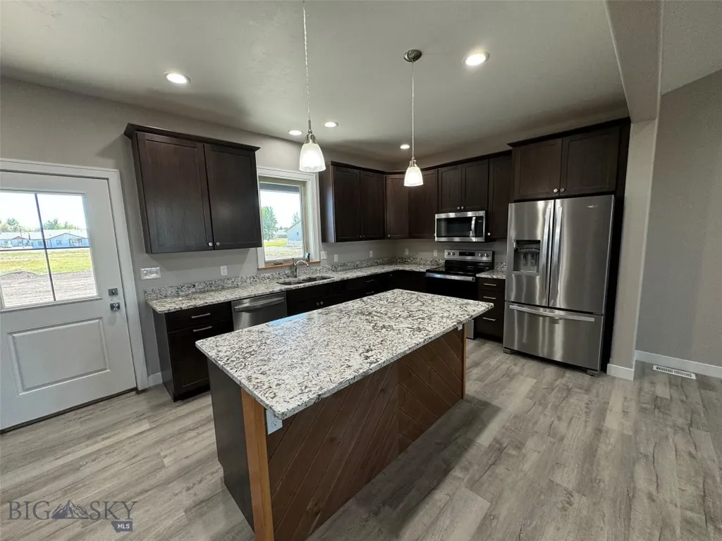 1002 Sagebrush Lane Deer Lodge MT 59722