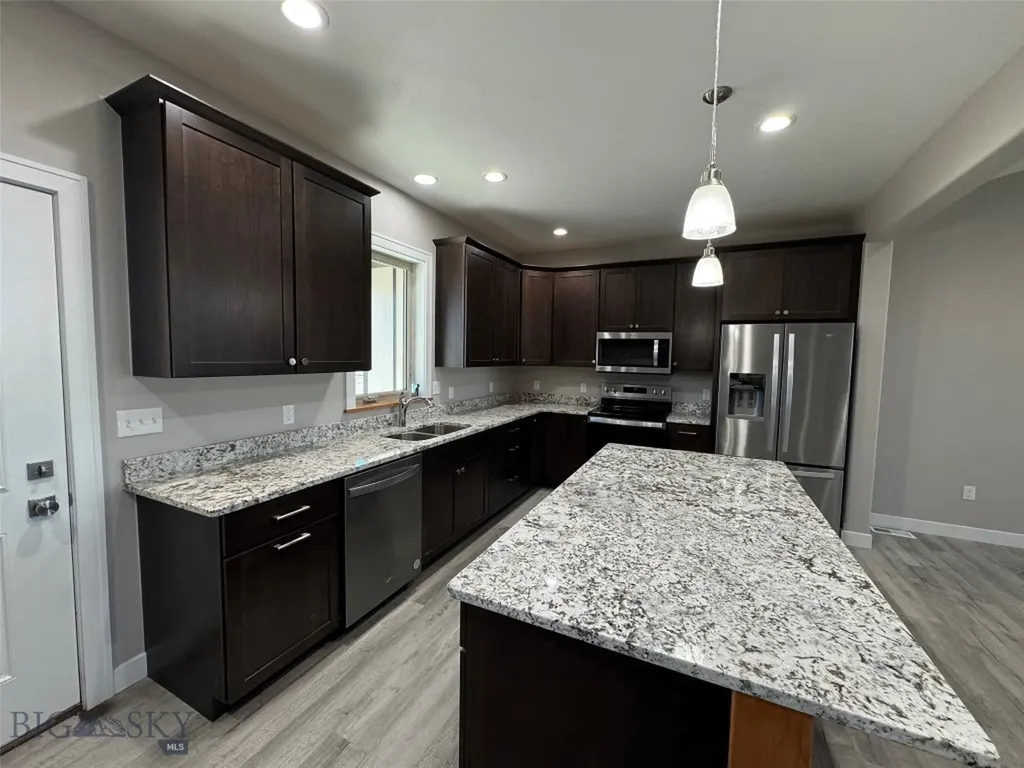 1002 Sagebrush Lane Deer Lodge MT 59722