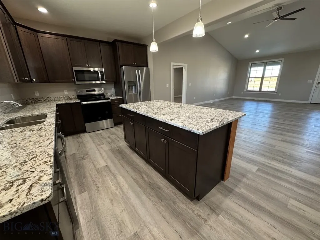 1002 Sagebrush Lane Deer Lodge MT 59722