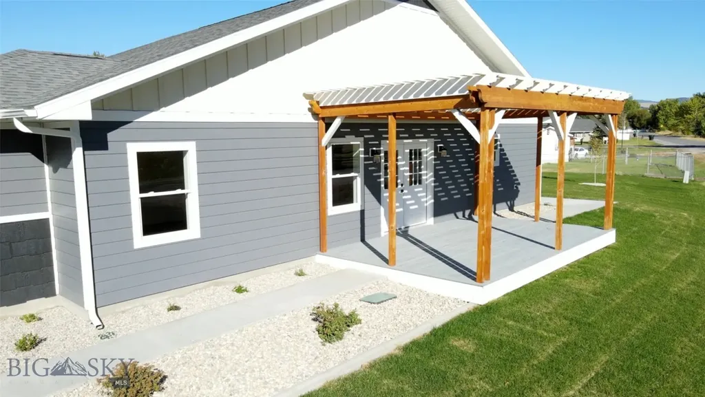 622 Sagebrush Lane Deer Lodge MT 59722