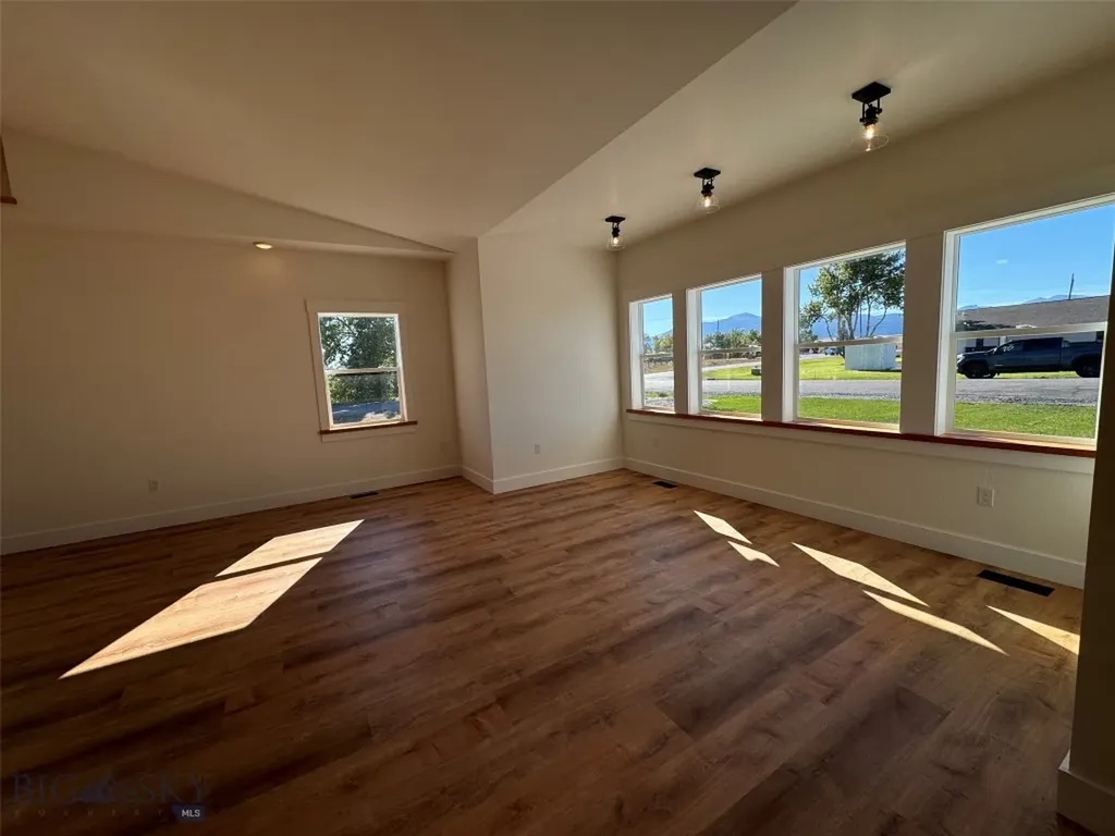 622 Sagebrush Lane Deer Lodge MT 59722
