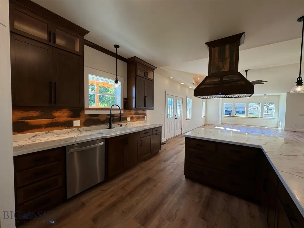 622 Sagebrush Lane Deer Lodge MT 59722